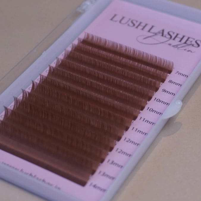 Amber Brown Lash Trays