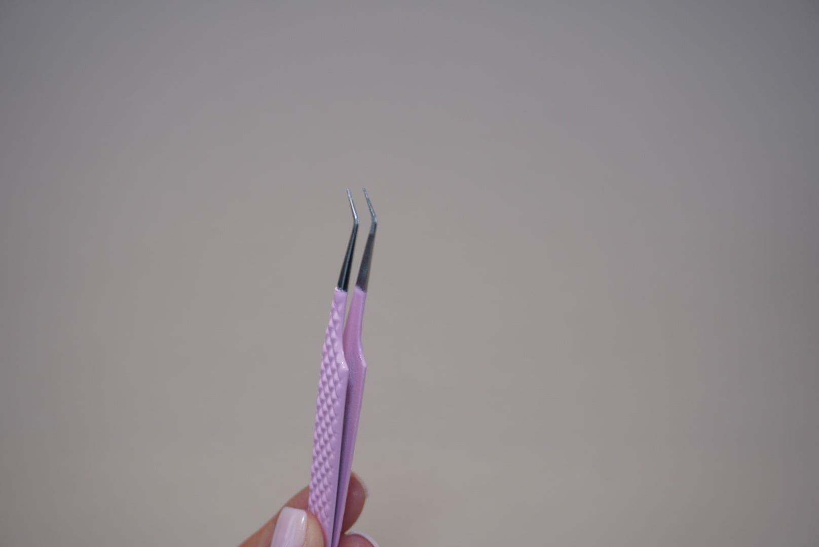 Angled Precision Fiber Tip tweezer